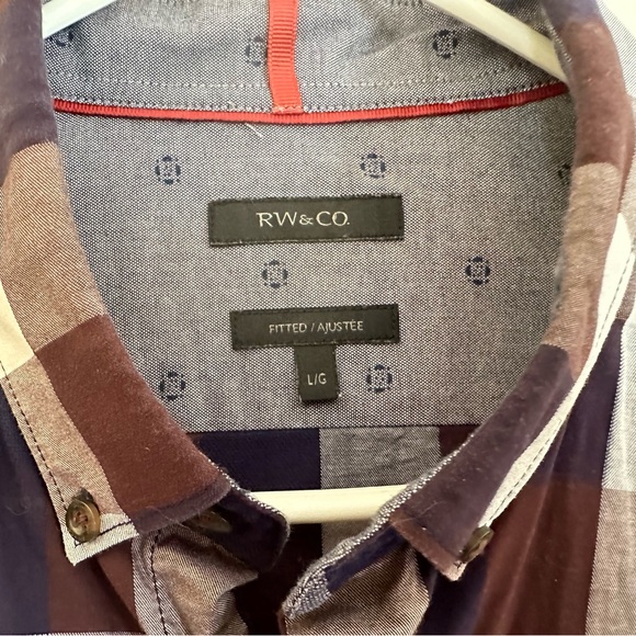 RW & Co Large fitted button down. - Picture 2 of 4
